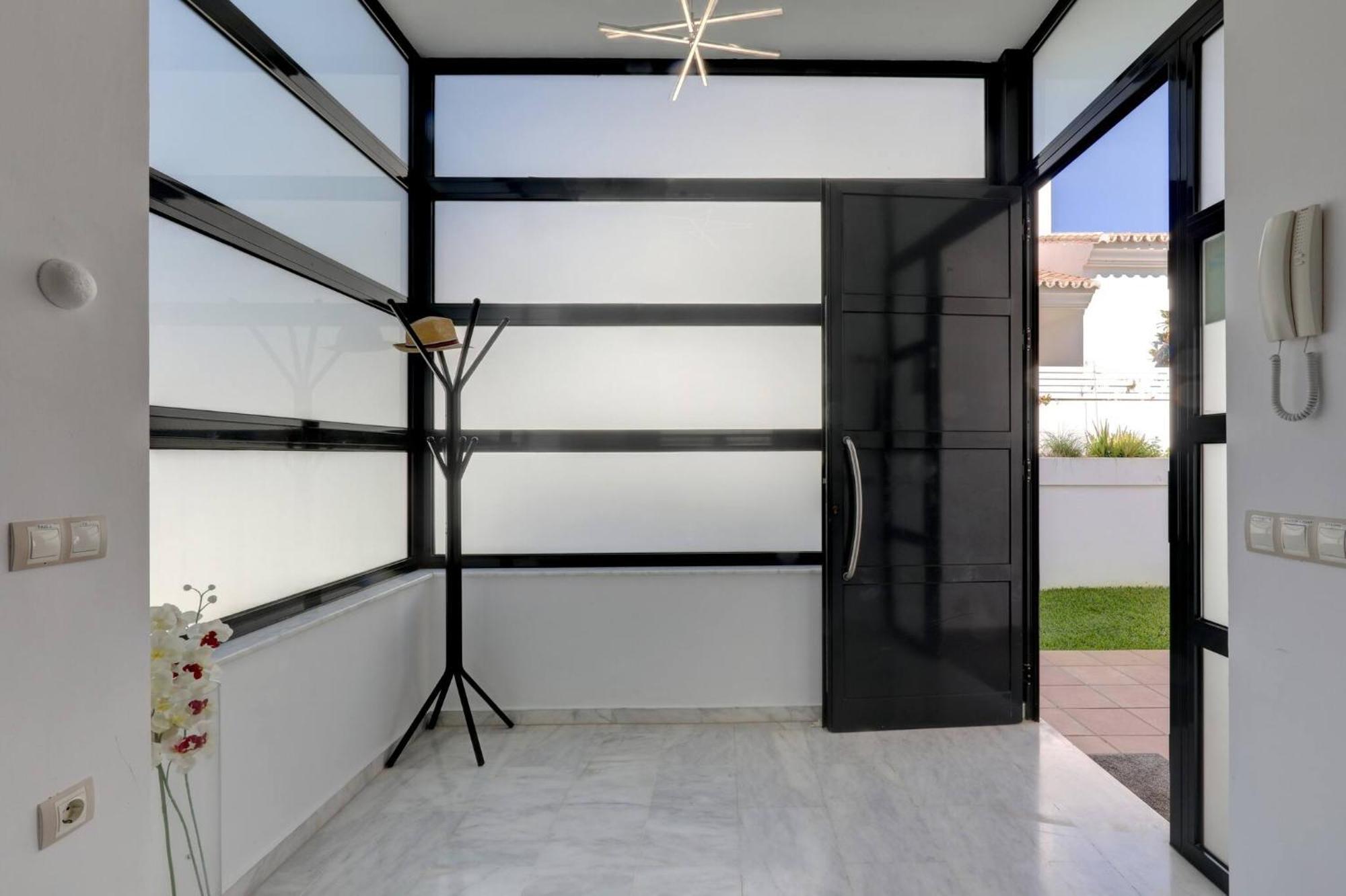 011 Bright And Spacious Villa With Private Pool Benalmadena Bagian luar foto