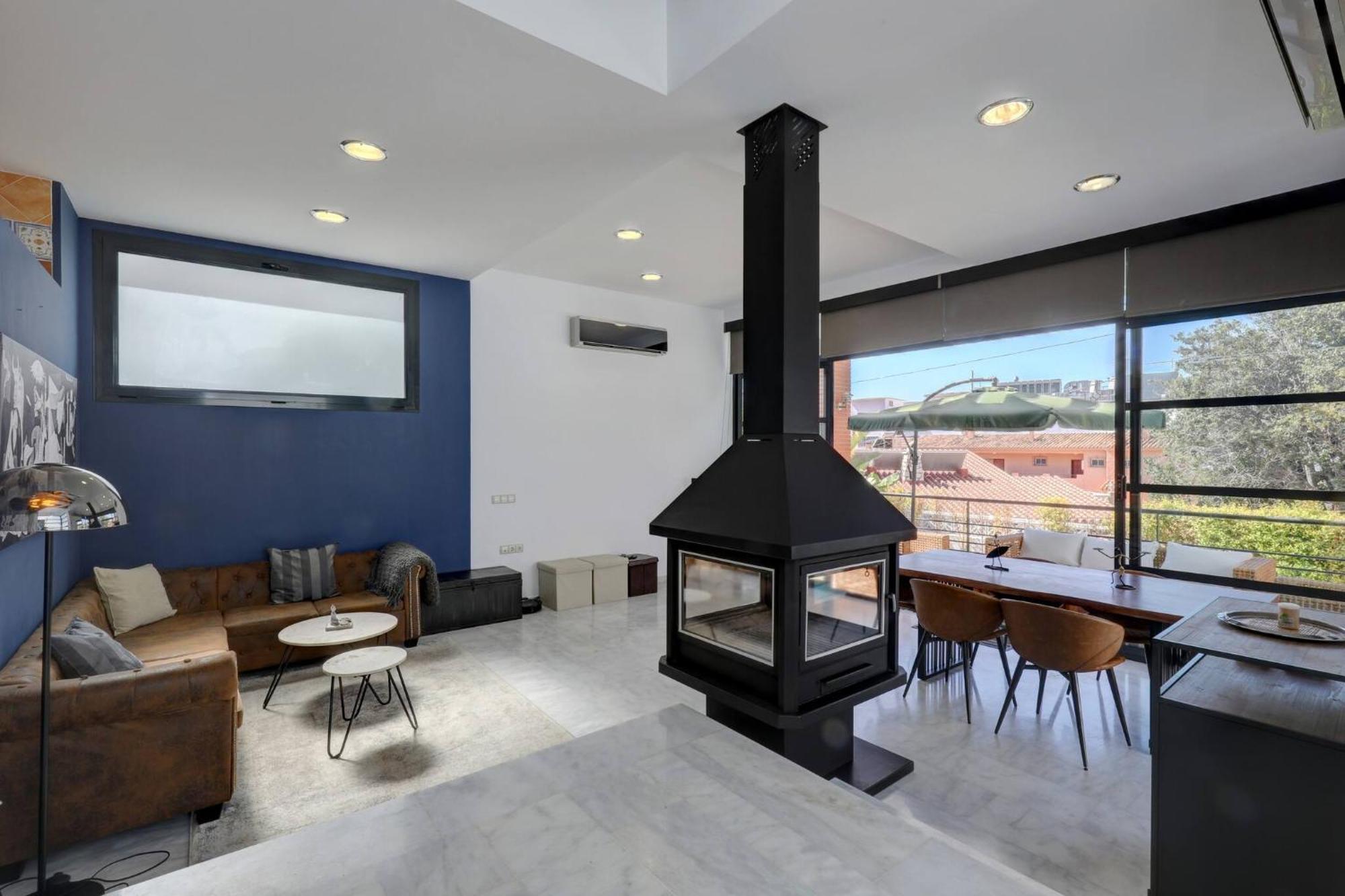 011 Bright And Spacious Villa With Private Pool Benalmadena Bagian luar foto