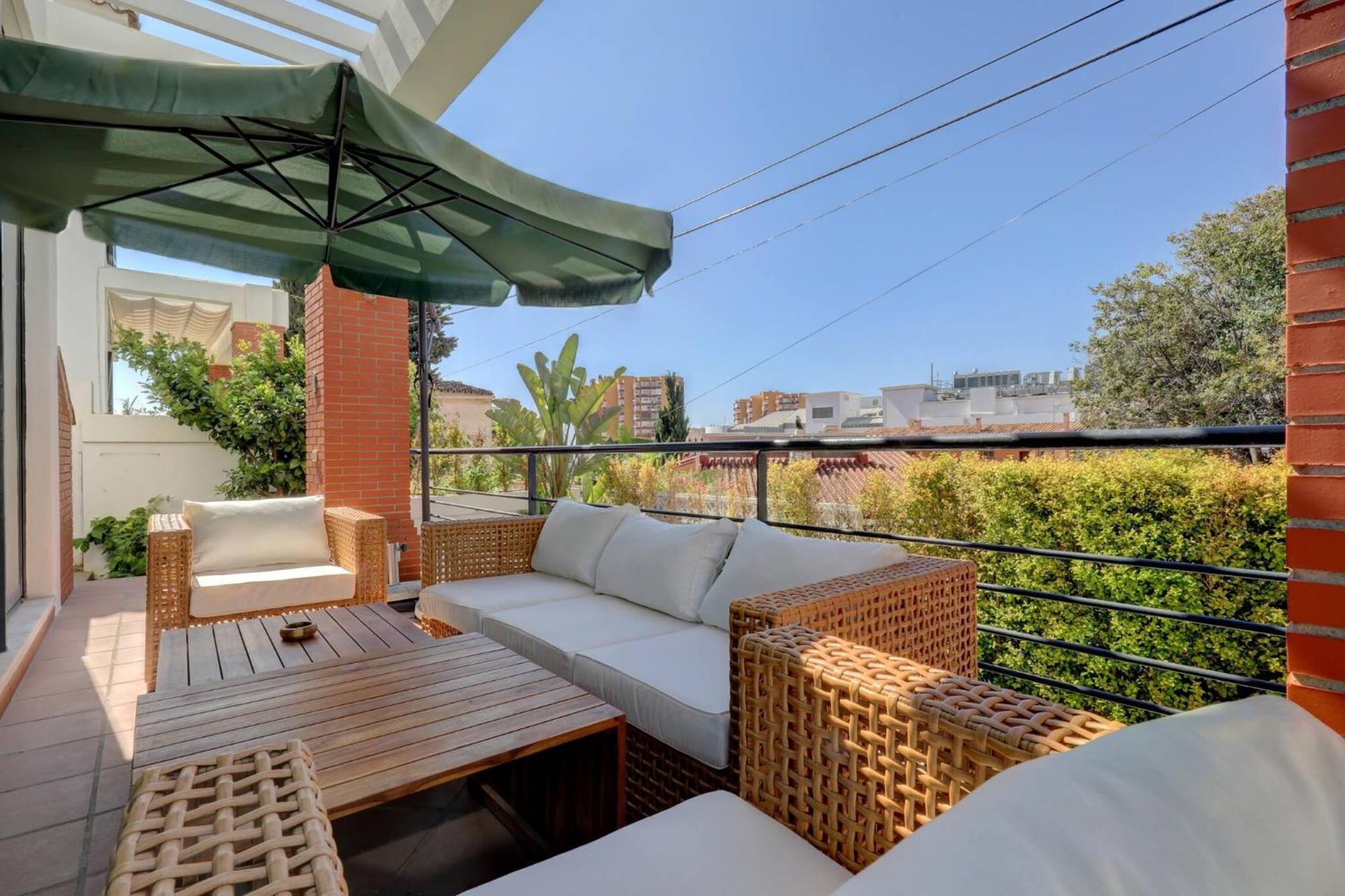 011 Bright And Spacious Villa With Private Pool Benalmadena Bagian luar foto